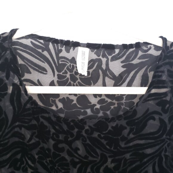 Endless Designs Woman Black Velvet Floral Pattern Sheer Lightweight Poncho - Picture 5 of 13